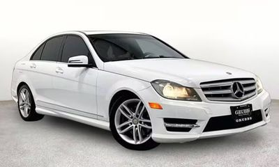 2013 Mercedes-Benz C-Class C300