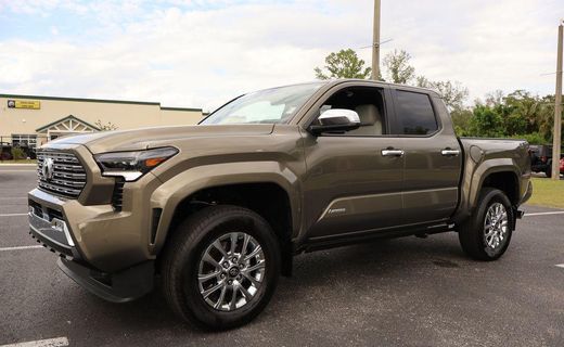 2026 Toyota Tacoma SR5