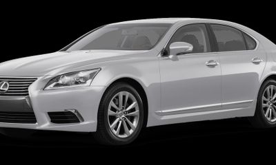 2016 Lexus LS 460