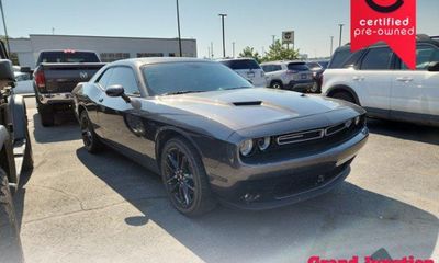 2023 Dodge Challenger SXT