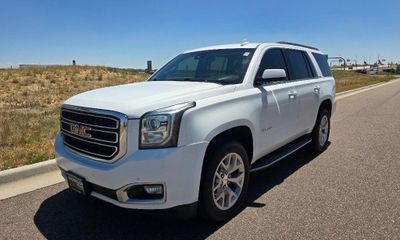 2017 GMC Yukon SLE