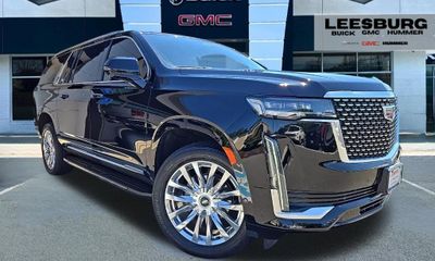 2023 Cadillac Escalade ESV Premium Luxury