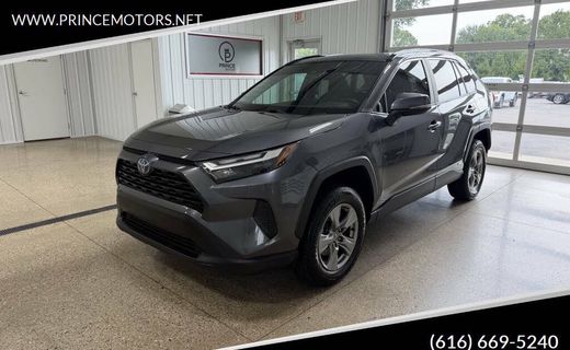 2024 Toyota RAV4 XLE