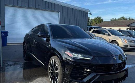2019 Lamborghini Urus