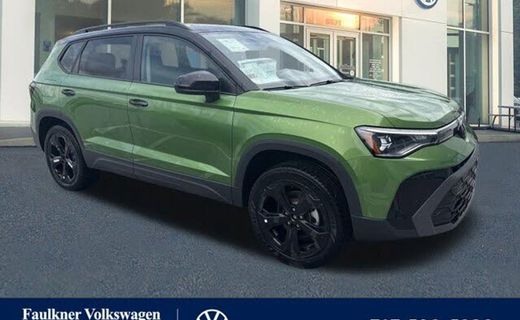 2025 Volkswagen Taos 4MOTION SE Black