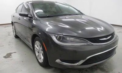 2017 Chrysler 200 Limited