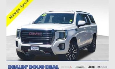 2021 GMC Yukon XL AT4
