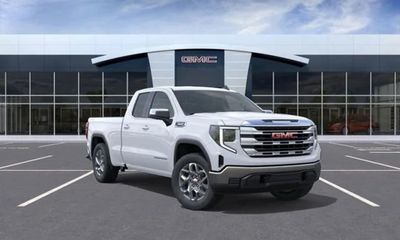 2026 GMC Sierra SLE