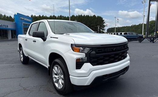 2026 Chevrolet Silverado Custom