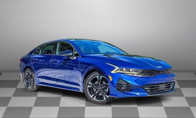2022 Kia K5 GT Line