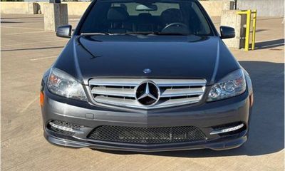 2011 Mercedes-Benz C-Class C300 4 Matic