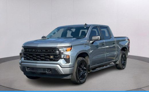 2025 Chevrolet Silverado Custom