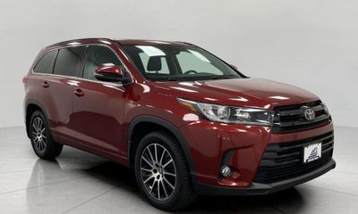 2018 Toyota Highlander SE XLE