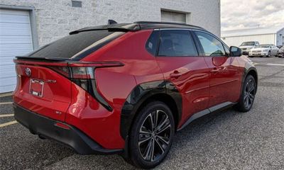 2023 Subaru Solterra Limited