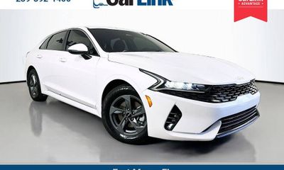 2022 Kia K5 LX
