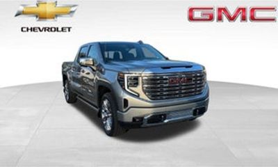 2026 GMC Sierra SLT