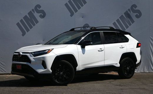 2023 Toyota RAV4 XSE
