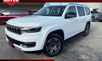 2024 Jeep Wagoneer Base
