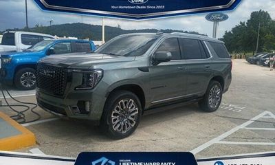 2023 GMC Yukon Denali Ultimate