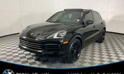 2023 Porsche Cayenne S Platinum Edition