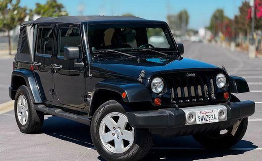2012 Jeep Wrangler Sahara