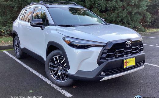 2026 Toyota Corolla Cross XLE
