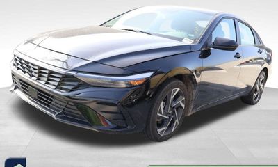 2025 Hyundai Elantra SEL Convenience