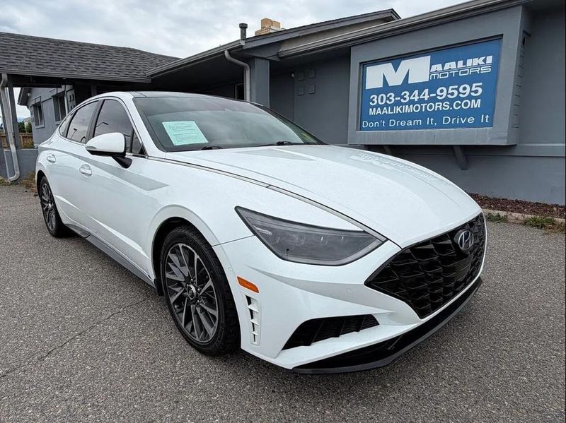 2021 Hyundai Sonata — a typically priced live listing
