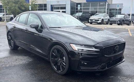2024 Volvo S60 Plus Black Edition