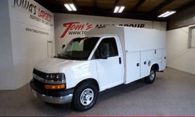 2017 Chevrolet Express 3500 Cutaway 139