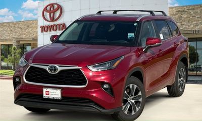 2026 Toyota Highlander XLE