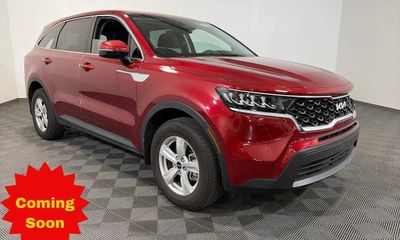 2023 Kia Sorento LX