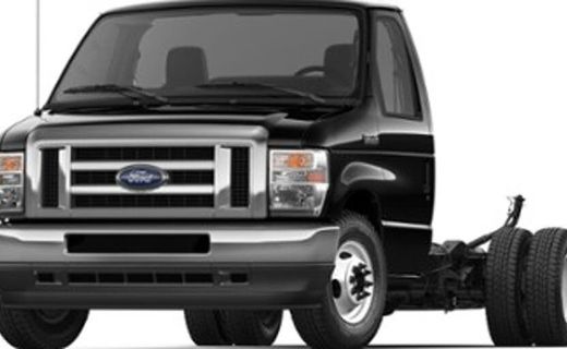 2027 Ford E-450 Base