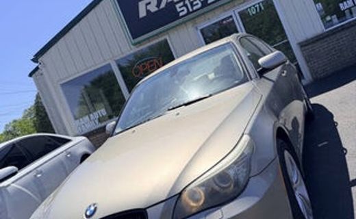 2009 BMW 528I
