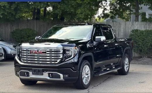 2023 GMC Sierra Denali