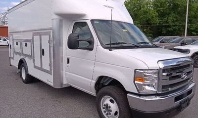 2026 Ford E-450 Base