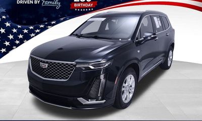 2024 Cadillac XT6 Luxury